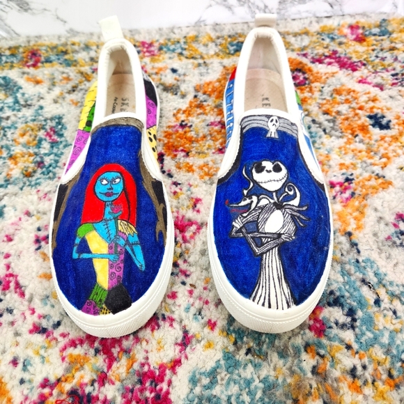 Sketchers Memory Foam Slip On Sneakers with Nightmare Before Christmas Size 8.5 - Picture 1 of 9